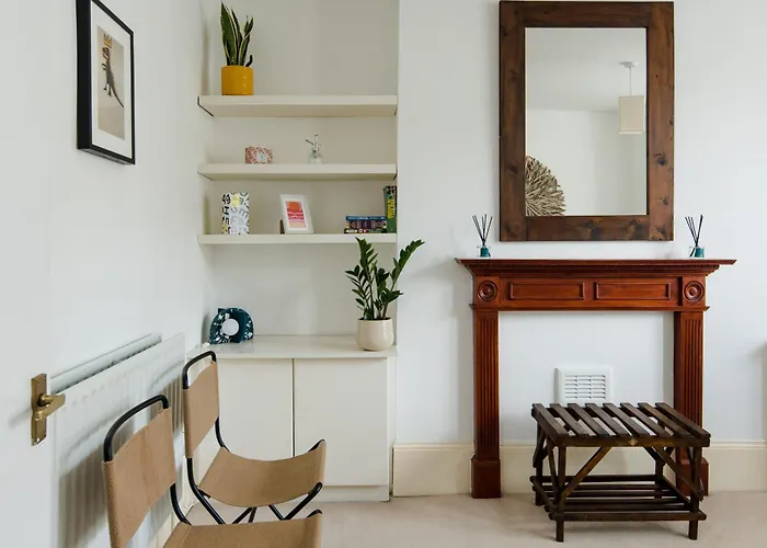 Beautiful Designer Flat In Maida Vale, Sleeps 4